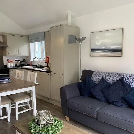 Mariners At The Bay Filey, Sleeps 4, 1 Medium Or 2 Small Dogs Welcome Too