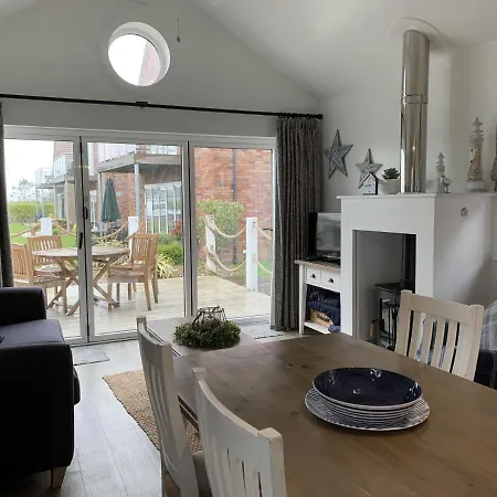 Feriehus Mariners At The Bay Filey, Sleeps 4, 1 Medium Or 2 Small Dogs Welcome Too *